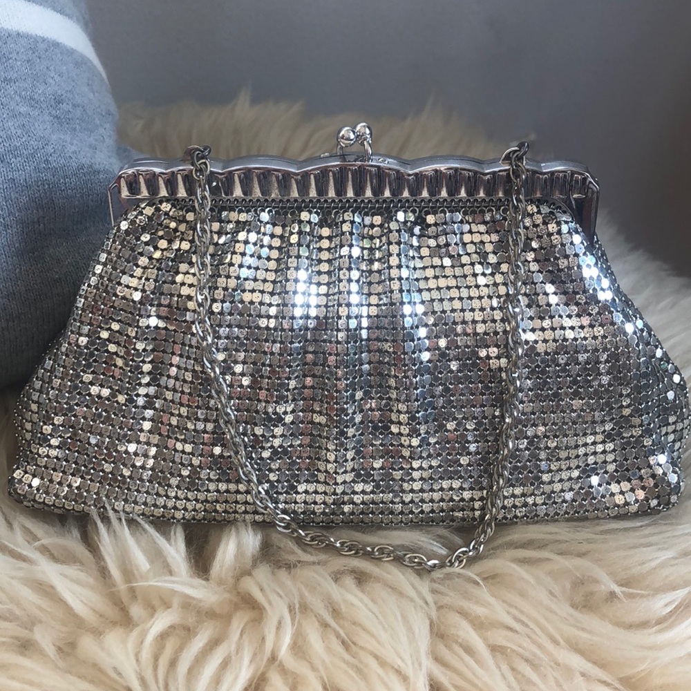 VTG - Whiting & Davis Silver tone Mesh Evening Bag